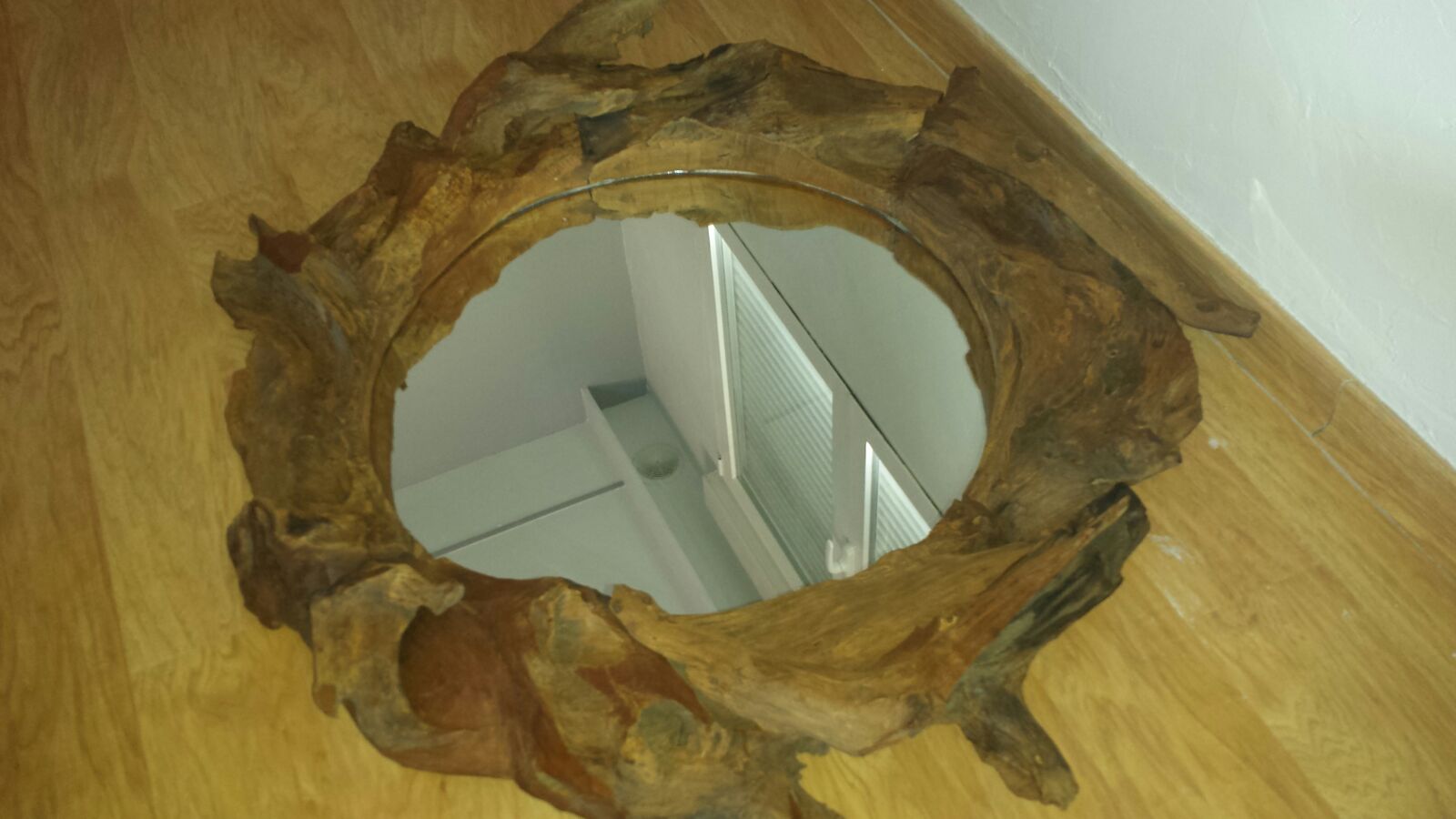 Espejo madera de raíz de olivo